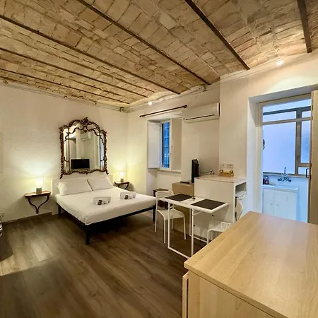 Termini - Cozy Few Steps From Termini Station 로마